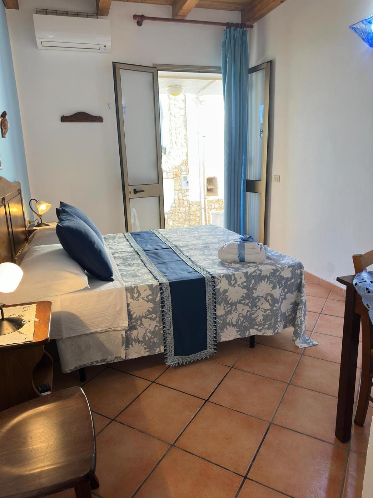 Hotel Giglio Lampedusa Bagian luar foto