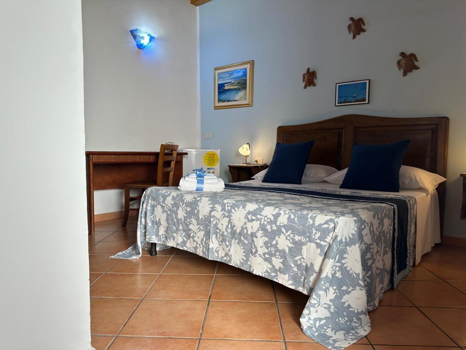 Hotel Giglio Lampedusa Bagian luar foto